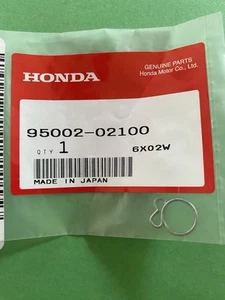 Honda Genuine TUBE CLIP (fuel hose clamp)- 95002-02100 - new OEM - Picture 1 of 1