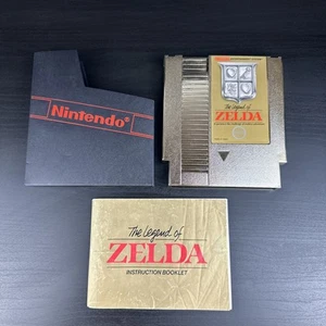 The Legend of Zelda Gold Cart con Manual Nintendo (NES) 1987 Circle Seal No Rev-A - Imagen 1 de 18