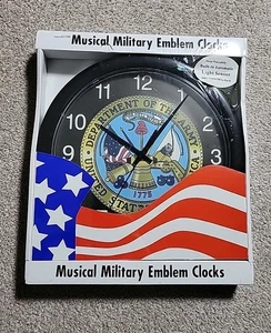 U.S Army EMBLEM MUSIK MILITÄR UHR SPIELT JEDE STUNDE Neu mit Etikett - Bild 1 von 4