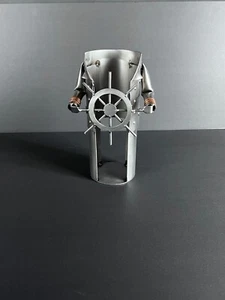 WEIN / SCHNAPS FLASCHENHALTER - HANDGEFERTIGTE SEEKAPITÄN METALLSKULPTUR 8,75" - Bild 1 von 11
