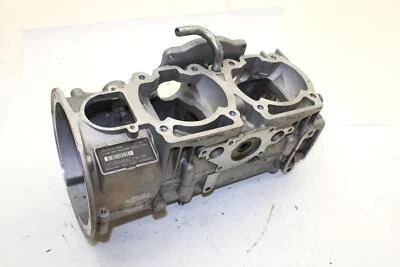 1998 Ski-doo Mxz 670 Oem Crankcase 420888015 SS69 - Image 1 of 4
