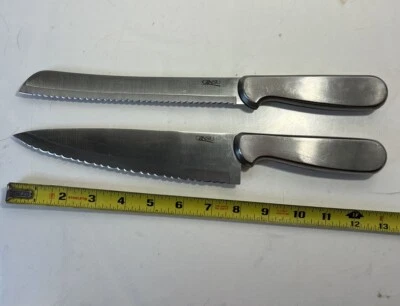 Cuchillo de chef y cuchillo de pan Ginsu de borde dentado con mango de agarre de acero inoxidable Foto 1 de 4