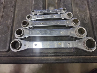 Juego de 5 llaves de trinquete de extremo de caja SAE Matco Tools Foto 1 de 3