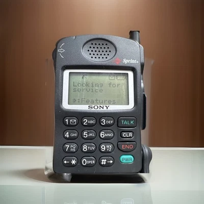 Teléfono celular portátil Sony CM-Z100SPR (de colección) Foto 1 de 4