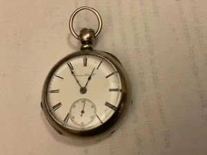 Reloj Bolsillo Waltham Watch Co Modelo 57 15J 18s KW Ca 1871 R Grado Caja Plateada - Imagen 1 de 9