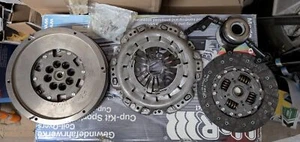 LuK RepSet DMF Clutch Kit For VW Crafter 30-35 Bus 30-50 Box 2.5 TDI - Picture 1 of 3