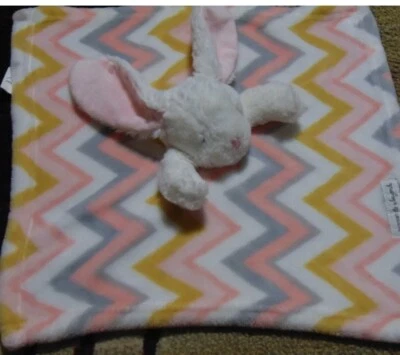 Blankets and Beyond white Bunny Baby Security Blanket Zigzag Chevron Print HTF - Image 1 of 3