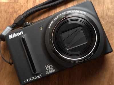 N MINT Nikon COOLPIX S9100 Compact Digital Camera silver 12.1MP 18x Japan Black - Image 1 of 4