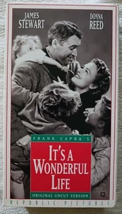 Frank Capra's It's a Wonderful Life VHS - Uncut Christmas Film Holographic Card - Picture 1 of 8