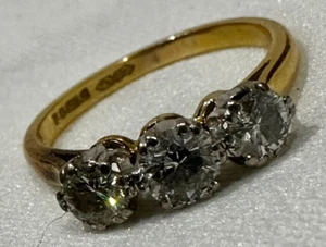 Beautiful Trilogy 3 Stone Diamond Ring 18ct Gold 1.02ct Crinnan Jewellery Ltd - Picture 1 of 20