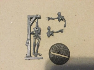 GW CURSED CITY Undead Soulblight scenery objective marker Skeleton on Gallows - Picture 1 of 1