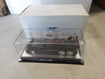 Bus de arrastre KUSTOMCITY DAVID CHANGE EN IMPRIMACIÓN NEGRA CON ESTUCHE 1.64 Foto 1 de 4