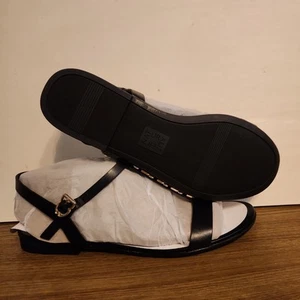 Naturalizer Teach Black Leather Sandal Size 10 - Picture 1 of 9