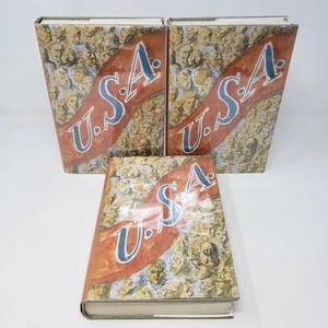 U.S.A. Trilogy by John Dos Passos (1991, Hardcover, Dust Jacket, Illustrated) - Foto 1 di 11