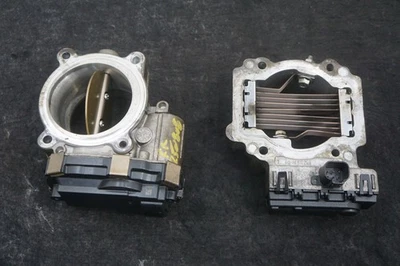 Juego 2 carrocerías de acelerador de admisión de aire 12634263 Chevrolet Silverado 3500 2011-16 *Nota* Foto 1 de 4