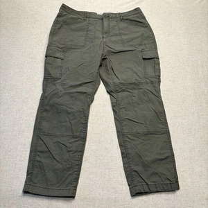 LL Bean Cargo Pants Women 16 Petite Green Work Outdoor Favorite Fit Pockets Hike - Picture 1 of 7