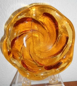 Plato multiusos Fenton ámbar remolino de vidrio naranja MCM 1960 Williamstown W. VA - Imagen 1 de 4