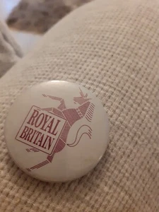 Insignia vintage de Royal Britain - Imagen 1 de 2
