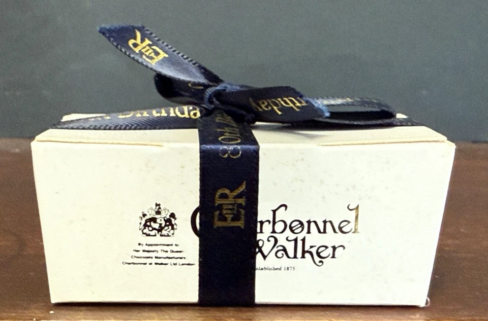 Antique Royal Chocolate Gift Box Celebrate 80th Birthday Queen Elizabeth II 2006 - Image 1 of 4