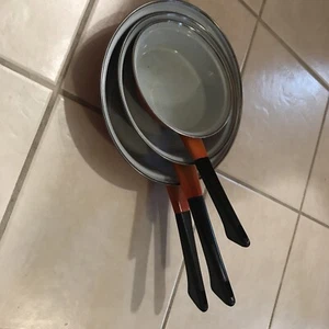 Set Of 3 MCM Vintage Flame Orange White Enamel Frying Pan Skillet, 7”, 9”, 10.5” - Picture 1 of 11