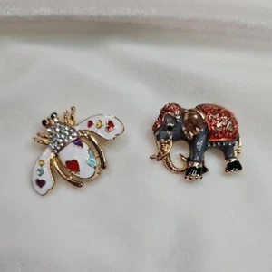 Damen Paket 2 Biene Elefant Tier Broschen Retro Stil Anstecknadeln bunt Unikat - Bild 1 von 6