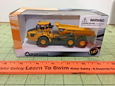 Camión de volteo todoterreno Volvo A40D 1:87 de Cararama nuevo en caja Foto 1 de 4
