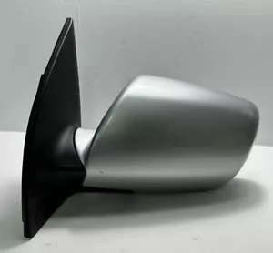 2009-2012 KIA SEDONA SILVER LEFT DRIVER SIDE VIEW MIRROR OEM M748 - Picture 1 of 12