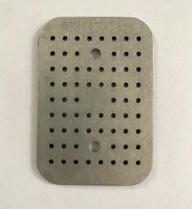 piattello squadra aspirante Manroland | sucking plate 66-holes - Foto 1 di 3