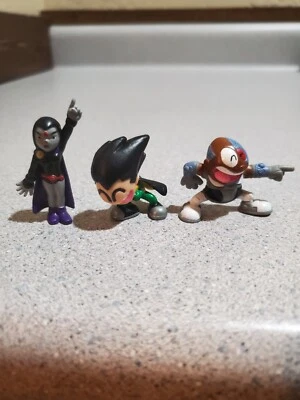 Teen Titans Go Raven Cyborg Robin Lote de 3 Bandai 1.5" Mini DC Comics PVC 2003 Foto 1 de 4