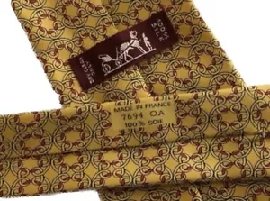 Cravatta Collana LKNW HERMES ORO TWILL MAGLIA CATENA GEOMETRICA seta 7694 OA - Foto 1 di 5