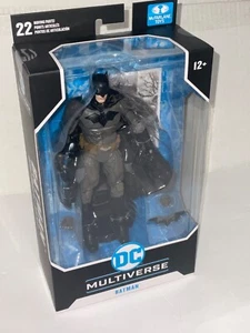 DC MULTIVERSE/McFARLANE BATMAN NOEL 7” ACTION FIGURE NUOVO CON SCATOLA - Foto 1 di 4