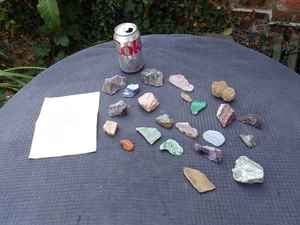 Job Lot of 22 Mixed Natural Crystals, Minerals & Stones - Foto 1 di 20