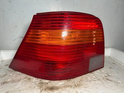 Luz trasera izquierda conductor fabricante original Volkswagen Golf MK4 1997 A 2003 BUEN ESTADO Foto 1 de 3