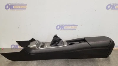 14 CHEVY CAMARO SS MT CONSOLE CENTRAL PISO FRONTAL COM MEDIDORES PRETO - Imagem 1 de 4