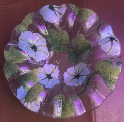 Plato de baratija floral “Sydenstricker”. Vidrio artístico fundido decorativo. L-#1. Foto 1 de 3
