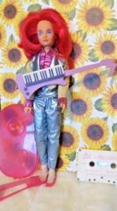 Vintage 1985 Hasbro Jem & the Holograms Kimber FASHION DOLL COMPLETE - Picture 1 of 7