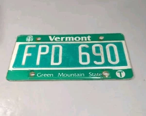 License Plate Vermont Green Mountain State Maple Tree # FPD 690 Expired - Picture 1 of 7
