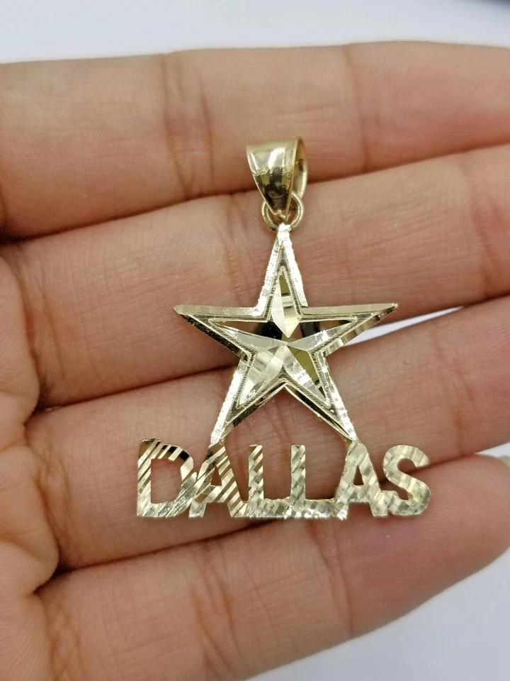 Colgante vaquero de oro amarillo de 10 quilates con dije de estrella de Dallas corte diamante para hombres y mujeres real  Foto 1 de 4