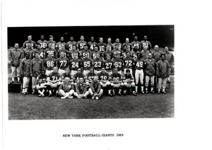 VINTAGE ORIGINAL  1969 NEW YORK GIANTS 8x10 TEAM PHOTO FOOTBALL NFL - Picture 1 of 2