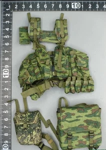 1:6 Scale DAM 78083 Russian Motorized Brigade Mountain - Flora 6SH92 Vest Set - Picture 1 of 2