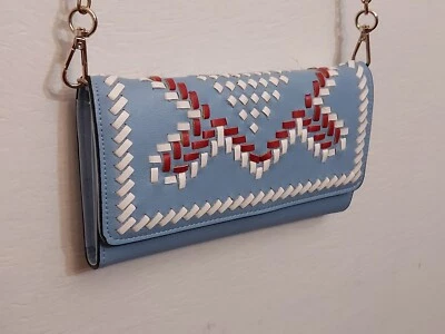 Bolso de Hombro Urban Expressions Azul con Rojo y Blanco Correa de Cadena Dorada Foto 1 de 4