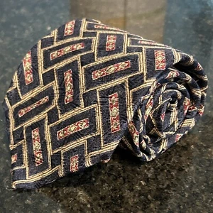 CR CLUB ROOM Mens Silk Tie 56 x 3.75” - Picture 1 of 7