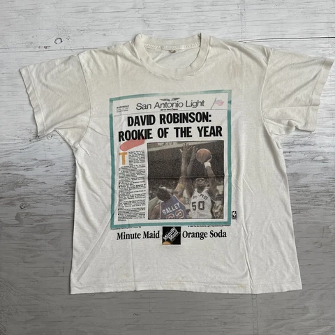 RARE VTG 1990 David Robinson rookie of the year spurs Newspaper Shirt Sz Large Cover