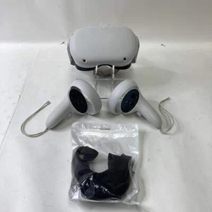Oculus Quest 2 64GB Standalone All-in-One VR Headset KW49CM - Picture 1 of 15