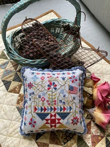 Betsy's Patriotic Basket - 4th of July~Pansy Patch Quilts & Stitchery - Picture 1 of 1