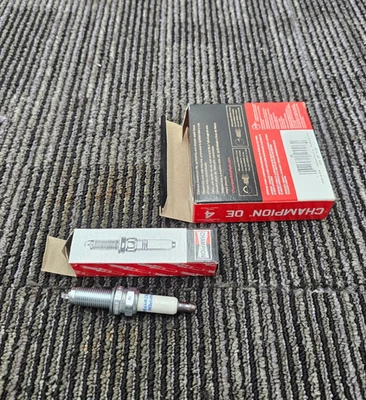 (QTY 4) Champion 9417 RER8ZWYPB4 Iridium Spark Plug For 2019-2020 Acura MDX - Image 1 of 4