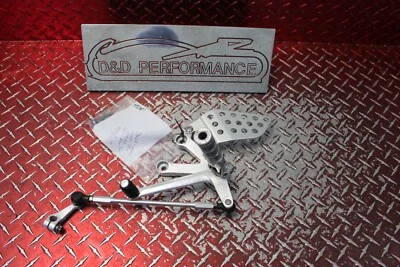 2000 - 2001 HONDA CBR 929RR OEM LEFT REAR SET STRAIGHT CBR164 - Image 1 of 4