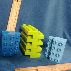 Lego Duplo 2x4 Grundplatte Artikel 40666 OK+ bis guter gebrauchter Zustand - - Bild 1 von 3