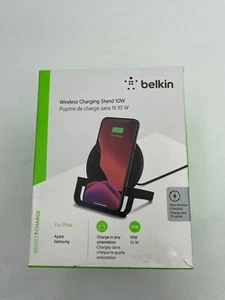 Soporte de carga inalámbrica rápida Belkin BoostCharge 10W con cargador QC 3.0 - negro - Imagen 1 de 3