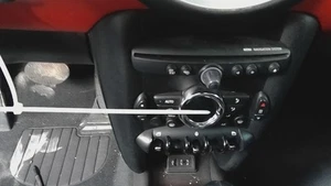 13 14 MINI COOPER radio remote single disc player navigation system 65123457093 - Picture 1 of 2